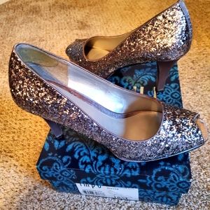 Women's peep toe sandals